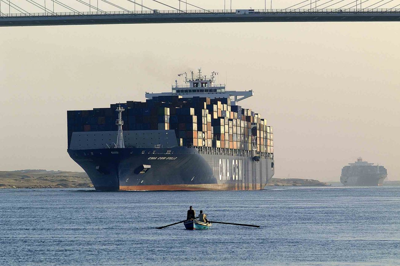 Porte-containers, marchandises, bateau, assurance, Assurance maritime et portuaire, canal de suez